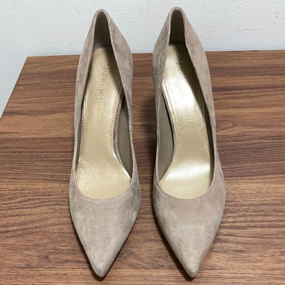 Stuart Weitzman NWOT Almond Beige Suede Stiletto Pump. Size 9.5 N. - Picture 4 of 8